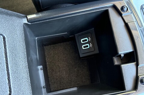 Ford Kuga TITANIUM X EDITION AUTOMATIC - PANORAMIC SUNROOF - SHADOW BLACK 48