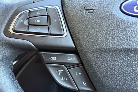 Ford Kuga TITANIUM X EDITION AUTOMATIC - PANORAMIC SUNROOF - SHADOW BLACK 54