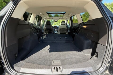 Ford Kuga TITANIUM X EDITION AUTOMATIC - PANORAMIC SUNROOF - SHADOW BLACK 56
