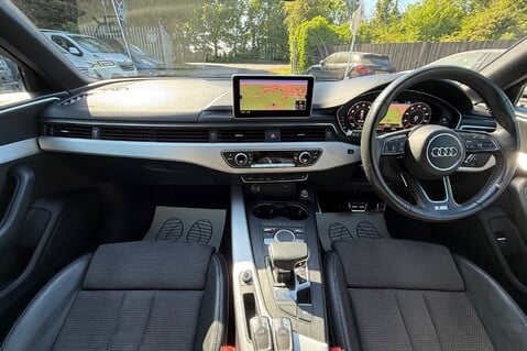 Audi A4 AVANT TFSI S LINE MHEV-TECH PACK -LED HEADLIGHTS -VIRTUAL COCKPIT-APPLE C/P 5