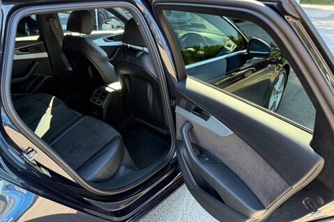 Audi A4 AVANT TFSI S LINE MHEV-TECH PACK -LED HEADLIGHTS -VIRTUAL COCKPIT-APPLE C/P 28