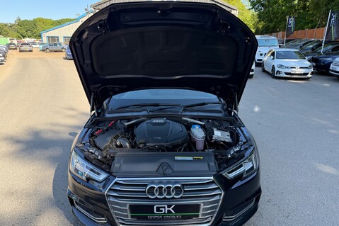 Audi A4 AVANT TFSI S LINE MHEV-TECH PACK -LED HEADLIGHTS -VIRTUAL COCKPIT-APPLE C/P 56