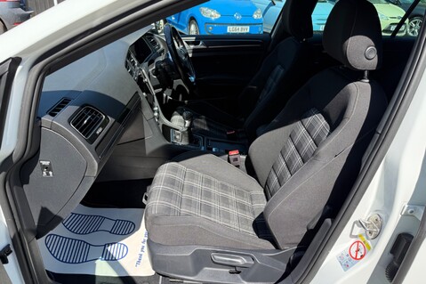 Volkswagen Golf GTD TDI 3