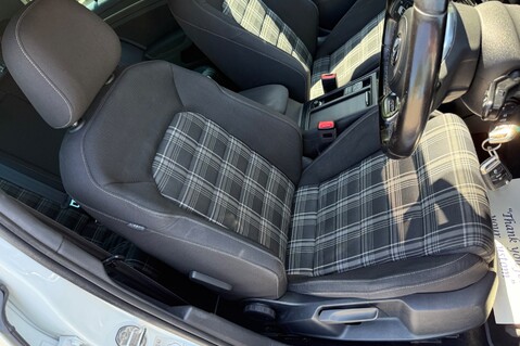 Volkswagen Golf GTD TDI 29