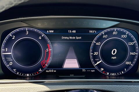 Volkswagen Golf GTD TDI 44