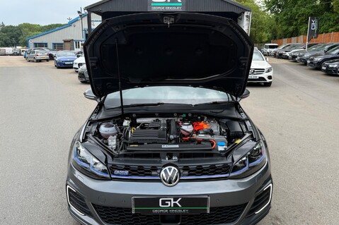 Volkswagen Golf GTE ADVANCE DSG - REVERSE CAMERA - LANE ASSIST -KEYLESS -WINTER PACK -LEDS 59