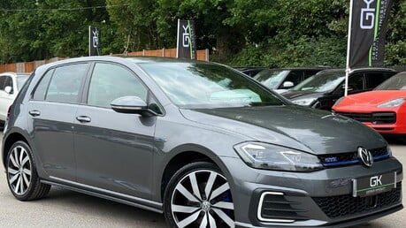 Volkswagen Golf GTE ADVANCE DSG - REVERSE CAMERA - LANE ASSIST -KEYLESS -WINTER PACK -LEDS
