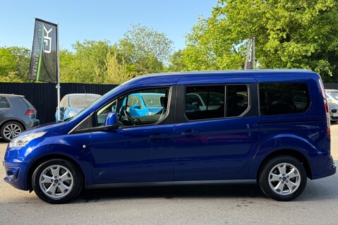 Ford Grand Tourneo Connect TITANIUM TDCI AUTOMATIC - 5 SEATER - PANORAMIC ROOF 10