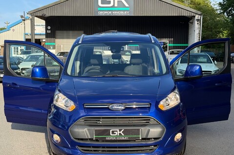 Ford Grand Tourneo Connect TITANIUM TDCI AUTOMATIC - 5 SEATER - PANORAMIC ROOF 16