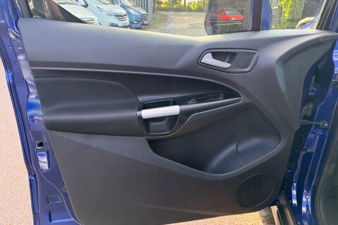 Ford Grand Tourneo Connect TITANIUM TDCI AUTOMATIC - 5 SEATER - PANORAMIC ROOF 22