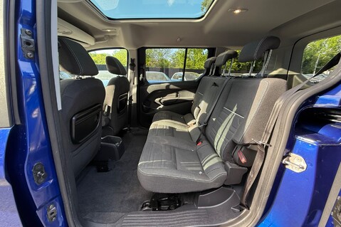 Ford Grand Tourneo Connect TITANIUM TDCI AUTOMATIC - 5 SEATER - PANORAMIC ROOF 7