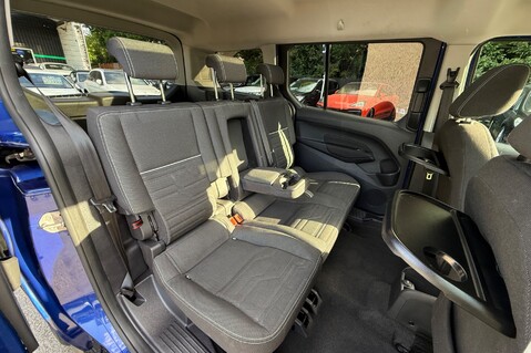 Ford Grand Tourneo Connect TITANIUM TDCI AUTOMATIC - 5 SEATER - PANORAMIC ROOF 26
