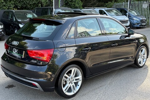 Audi A1 SPORTBACK TFSI S LINE 6