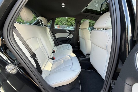 Audi A1 SPORTBACK TFSI S LINE 30