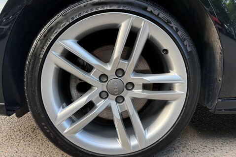 Audi A1 SPORTBACK TFSI S LINE 65
