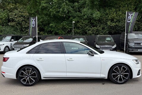 Audi A4 TFSI BLACK EDITION MHEV - ONE OWNER FROM NEW - FULL AUDI SERVICE HISTORY 4