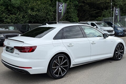 Audi A4 TFSI BLACK EDITION MHEV - ONE OWNER FROM NEW - FULL AUDI SERVICE HISTORY 6