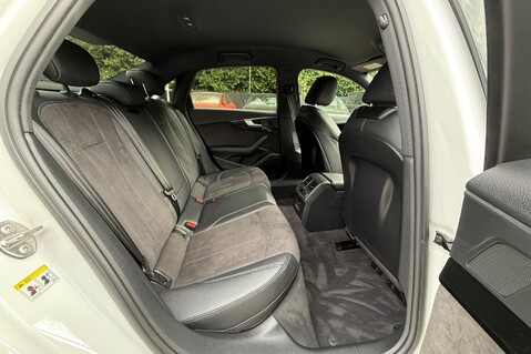 Audi A4 TFSI BLACK EDITION MHEV - ONE OWNER FROM NEW - FULL AUDI SERVICE HISTORY 28