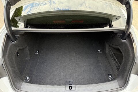 Audi A4 TFSI BLACK EDITION MHEV - ONE OWNER FROM NEW - FULL AUDI SERVICE HISTORY 52