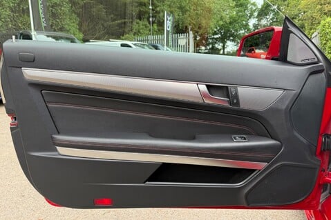 Mercedes-Benz E Class E400 AMG LINE - APPLE CAR PLAY - AIRSCARF - HARMAN KARDON -REMOTE ROOF MOD 30