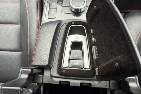 Mercedes-Benz E Class E400 AMG LINE - APPLE CAR PLAY - AIRSCARF - HARMAN KARDON -REMOTE ROOF MOD 45