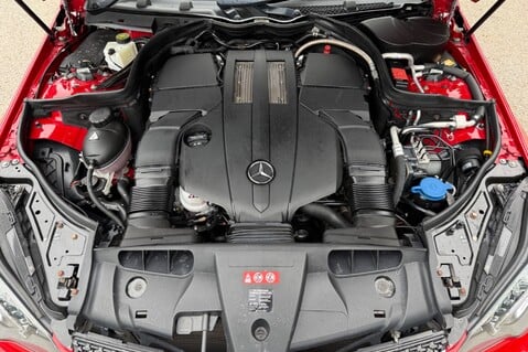Mercedes-Benz E Class E400 AMG LINE - APPLE CAR PLAY - AIRSCARF - HARMAN KARDON -REMOTE ROOF MOD 50