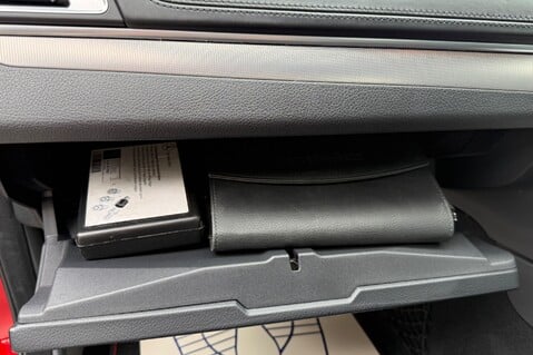 Mercedes-Benz E Class E400 AMG LINE - APPLE CAR PLAY - AIRSCARF - HARMAN KARDON -REMOTE ROOF MOD 51