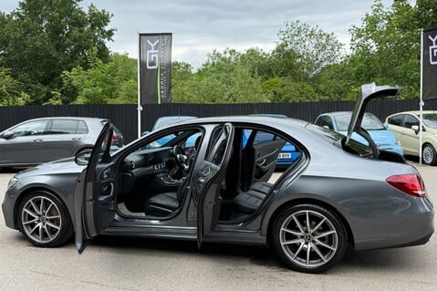 Mercedes-Benz E Class E 220 D AMG LINE EDITION PREMIUM-Leather 17