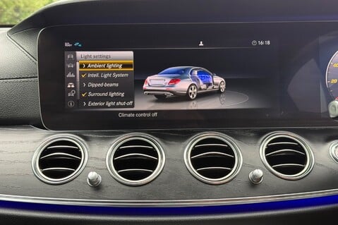 Mercedes-Benz E Class E 220 D AMG LINE EDITION PREMIUM-Leather 44