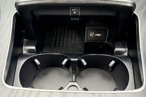 Mercedes-Benz E Class E 220 D AMG LINE EDITION PREMIUM-Leather 48