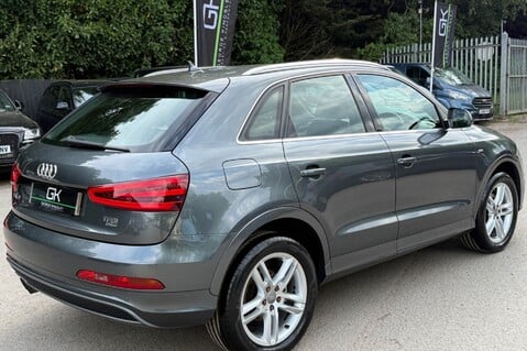 Audi Q3 Audi Q3 TFSI QUATTRO S LINE S Tronic quattro  6