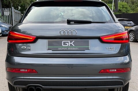 Audi Q3 Audi Q3 TFSI QUATTRO S LINE S Tronic quattro  19