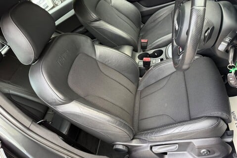 Audi Q3 Audi Q3 TFSI QUATTRO S LINE S Tronic quattro  30