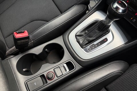 Audi Q3 Audi Q3 TFSI QUATTRO S LINE S Tronic quattro  37