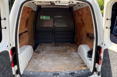 Volkswagen Caddy C20 TDI STARTLINE - NO VAT -APPLE CAR PLAY -MARCH 2026 MOT - 18 INCH ALLOYS 33