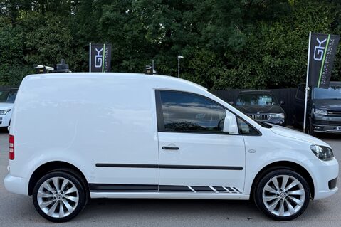 Volkswagen Caddy C20 TDI STARTLINE - NO VAT -APPLE CAR PLAY -MARCH 2026 MOT - 18 INCH ALLOYS 5