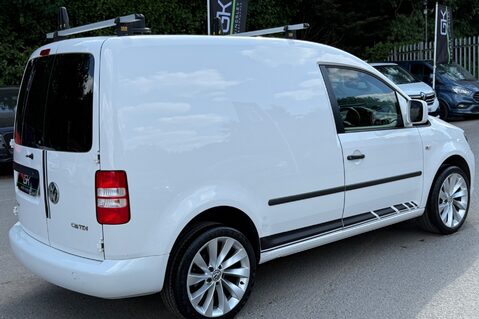 Volkswagen Caddy C20 TDI STARTLINE - NO VAT -APPLE CAR PLAY -MARCH 2026 MOT - 18 INCH ALLOYS 7