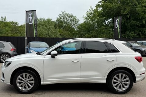 Audi Q3 TDI QUATTRO SPORT - ONE OWNER FROM NEW 9