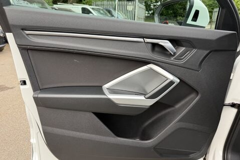 Audi Q3 TDI QUATTRO SPORT - ONE OWNER FROM NEW 24