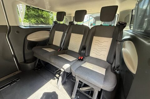 Ford Tourneo Custom 310 TITANIUM L2 TDCI AUTOMATIC LWB LONG WHEEL BASE 9 SEATER  24