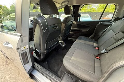 Ford B-Max TITANIUM AUTOMATIC - LOW MILEAGE 16