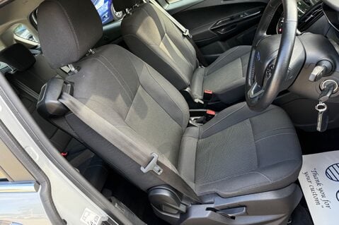 Ford B-Max TITANIUM AUTOMATIC - LOW MILEAGE 28