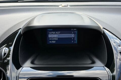 Ford B-Max TITANIUM AUTOMATIC - LOW MILEAGE 31