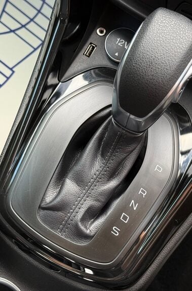 Ford B-Max TITANIUM AUTOMATIC - LOW MILEAGE 