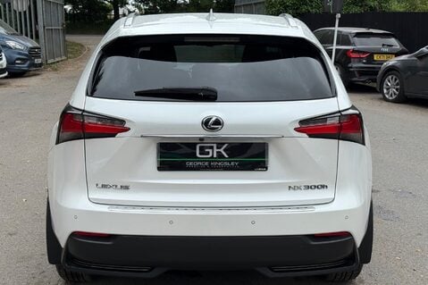 Lexus NX 300H PREMIER - IVORY LEATHER INTERIOR - HUD - 360 CAMERAS 8