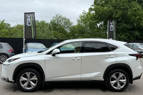 Lexus NX 300H PREMIER - IVORY LEATHER INTERIOR - HUD - 360 CAMERAS 9