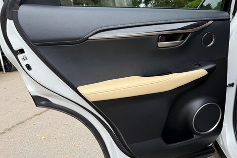 Lexus NX 300H PREMIER - IVORY LEATHER INTERIOR - HUD - 360 CAMERAS 30