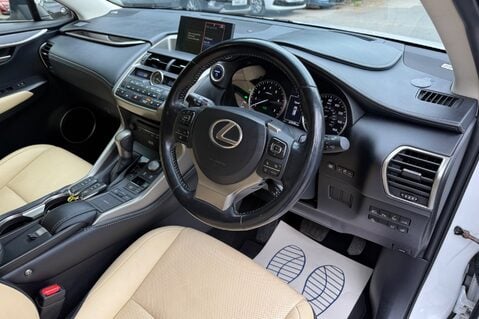Lexus NX 300H PREMIER - IVORY LEATHER INTERIOR - HUD - 360 CAMERAS 14