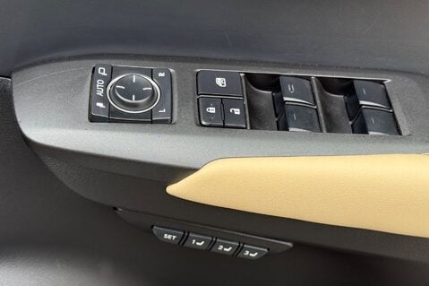 Lexus NX 300H PREMIER - IVORY LEATHER INTERIOR - HUD - 360 CAMERAS 36