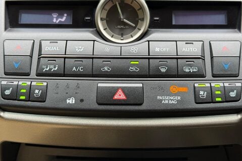 Lexus NX 300H PREMIER - IVORY LEATHER INTERIOR - HUD - 360 CAMERAS 43